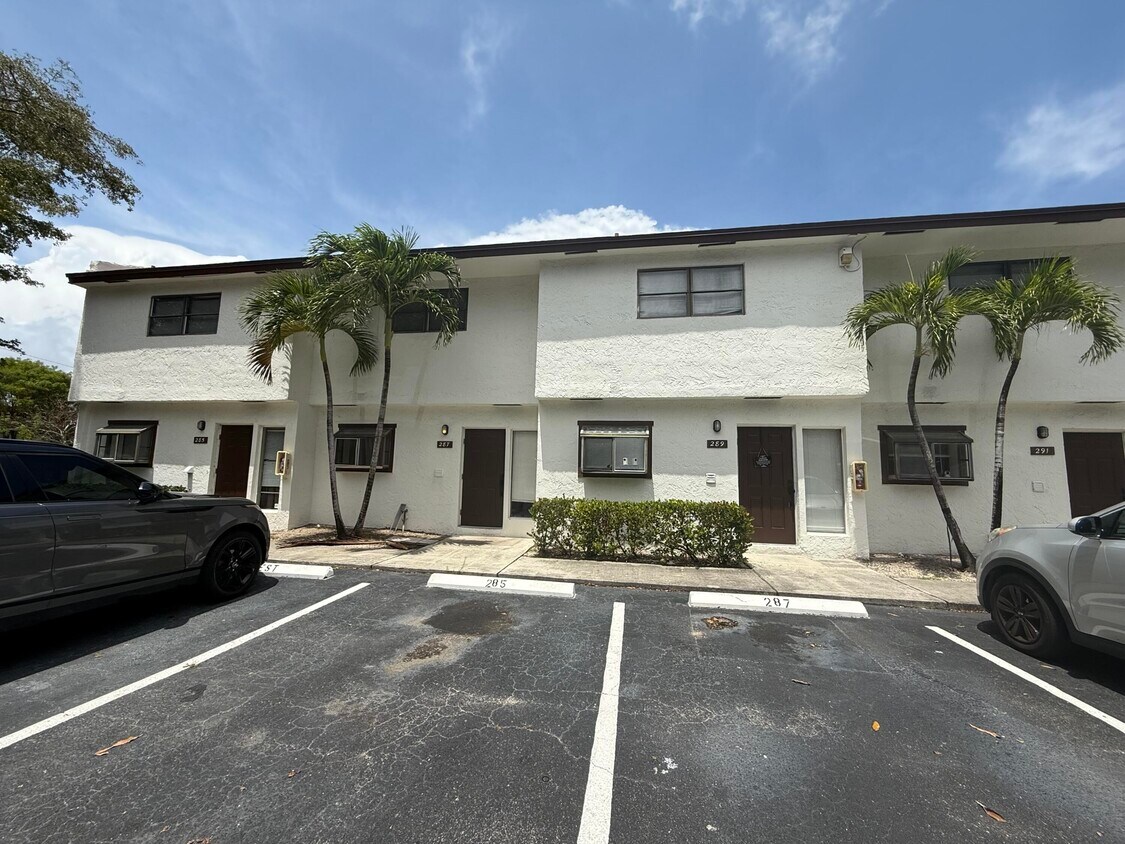 Foto principal - 285 NW 15th St