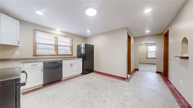 Building Photo - 532 16th St