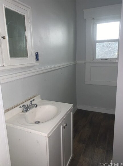Foto del edificio - 3119 4th Ave