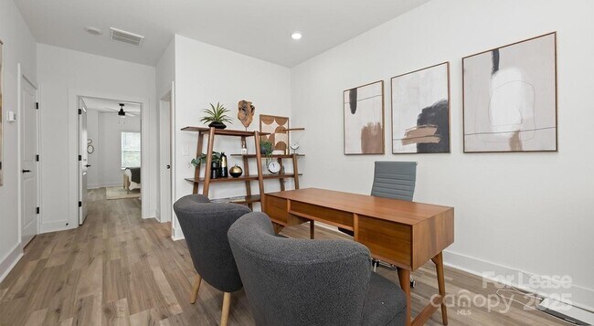 Foto del edificio - 5150 Old Ridge Rd