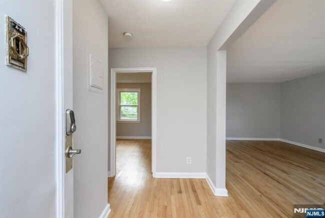 Building Photo - 140 W Englewood Ave