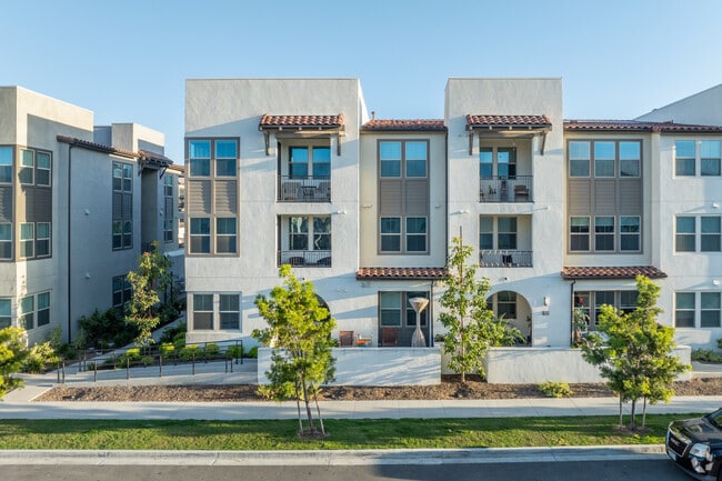 Building Photo - Rancho Mission Viejo Portico