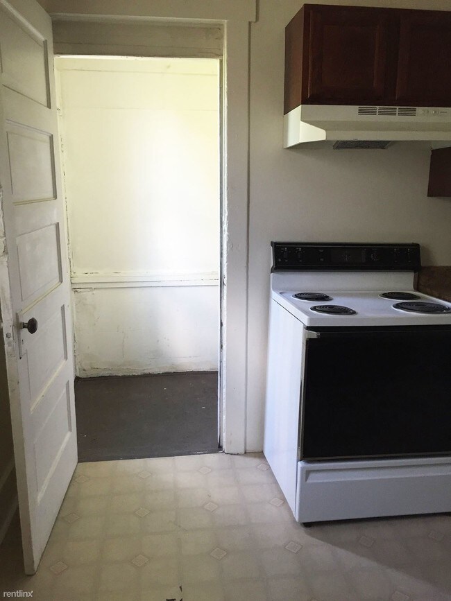 Building Photo - 3 br, 1.5 bath  - 401 S Euclid Ave