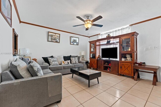 Foto del edificio - 314 NE 142nd St