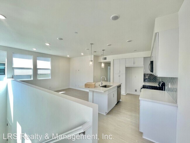 Building Photo - 2 br, 2 bath House - 11052 Luminate Drive