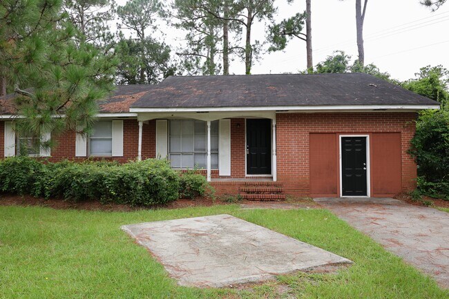 Foto del edificio - 104 Catherine Ave