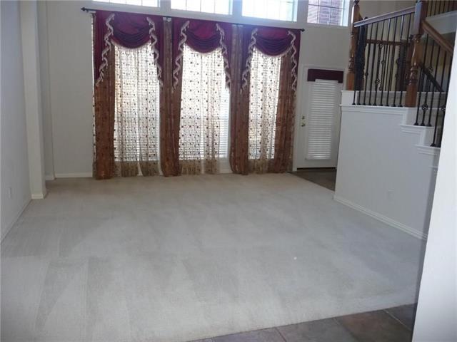 Building Photo - 715 Wheaton Ct