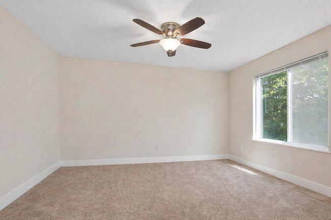 Foto del edificio - Immaculate 3 bed/3.5 bath home in Caledonia