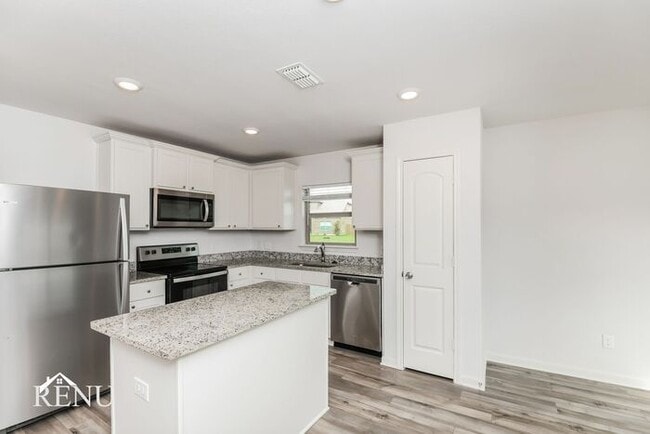 Building Photo - 123 Holster Holw Rd