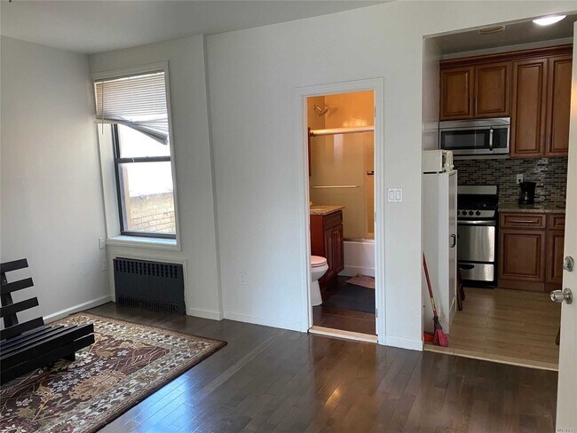 Building Photo - 34-48-48 11th St
