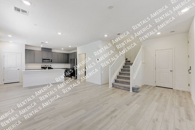 Building Photo - 2491 Rofrano Pl