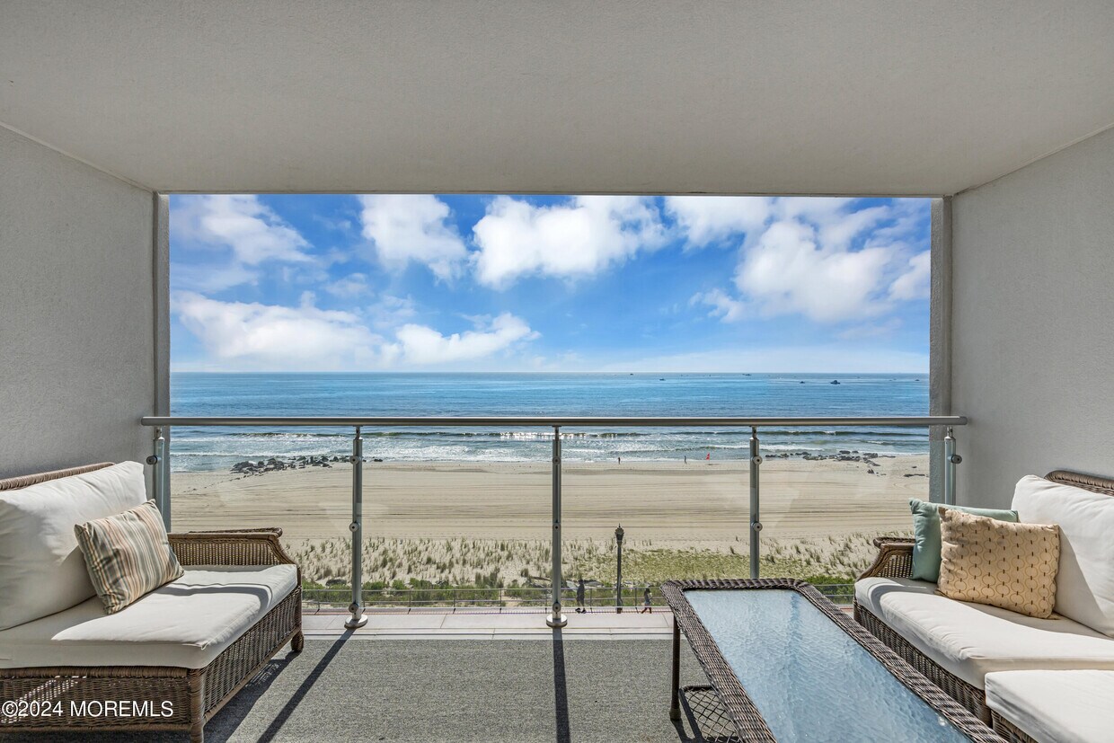 Primary Photo - 510 Ocean Ave N