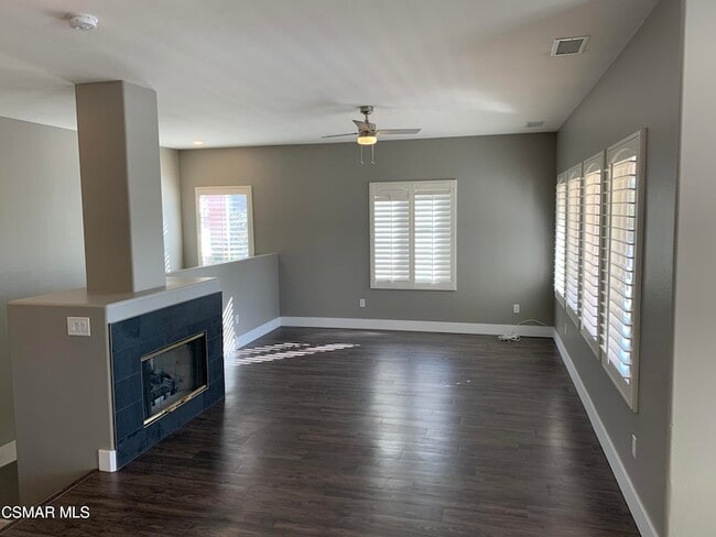 Foto del edificio - 27926 Cherry Blossom Ct