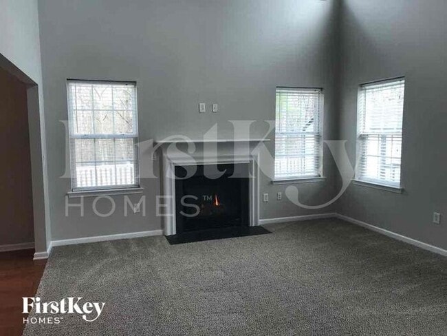 Building Photo - 12204 Palomar Dr