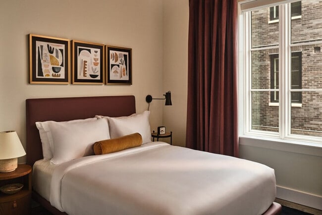 Building Photo - 110 Ann St