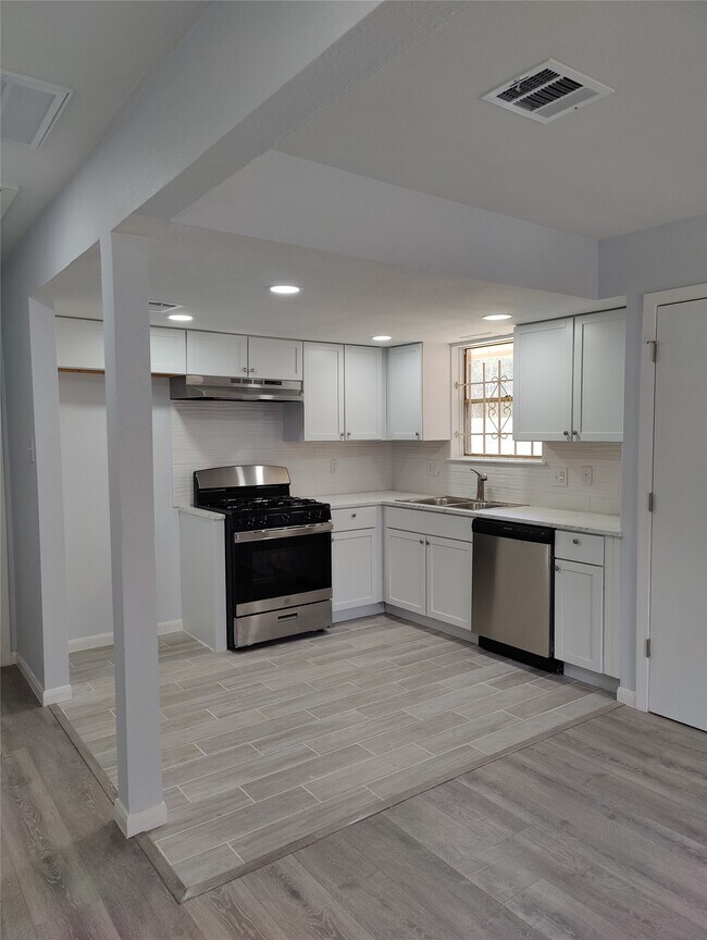 Foto del edificio - 11731 Fall Meadow Ln