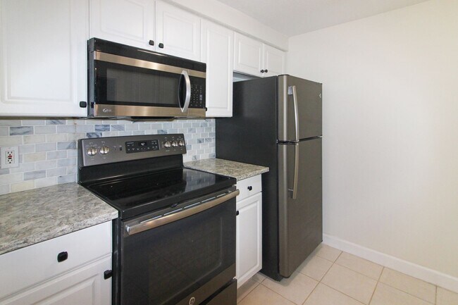 Foto del edificio - 401 Circlewood Dr