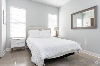 2BR, 2BA - 992SF - Country Club Cottages