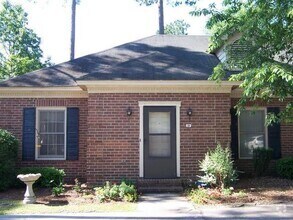 Building Photo - 21 Somerset