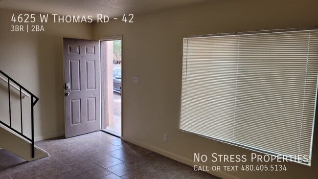 Foto del edificio - 3 Bed Condo off 46th Ave and Thomas!