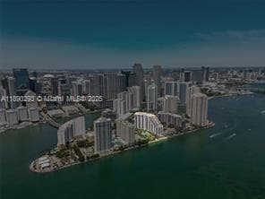 Building Photo - 520 Brickell Key Dr