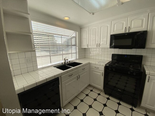 Foto del edificio - 2 br, 2 bath House - 4024 Crystal Dawn Lan...