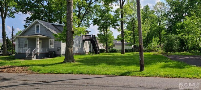 Building Photo - 111 Demorest Ave
