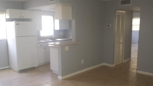 Foto del edificio - 225 5th Ave NE