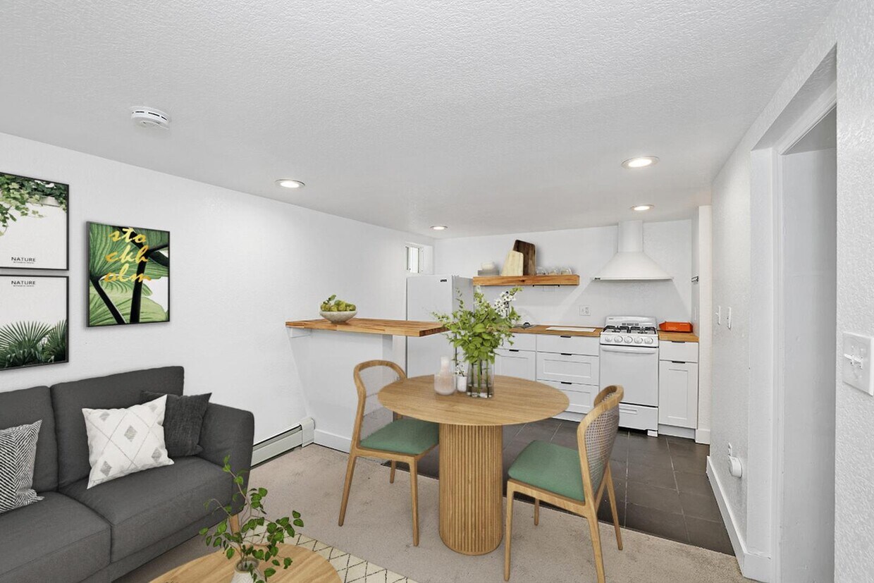 Primary Photo - Stylish Governors' Park apartment near Che...