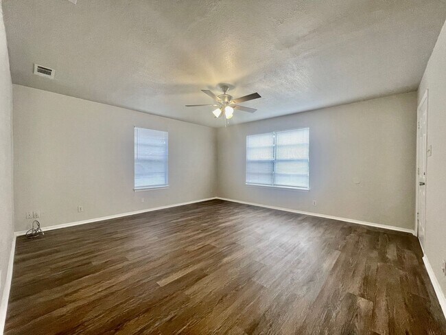 Foto del edificio - 101/103 Lockhart St.