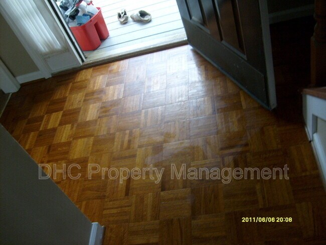 Building Photo - 3142 Ashbury Ln