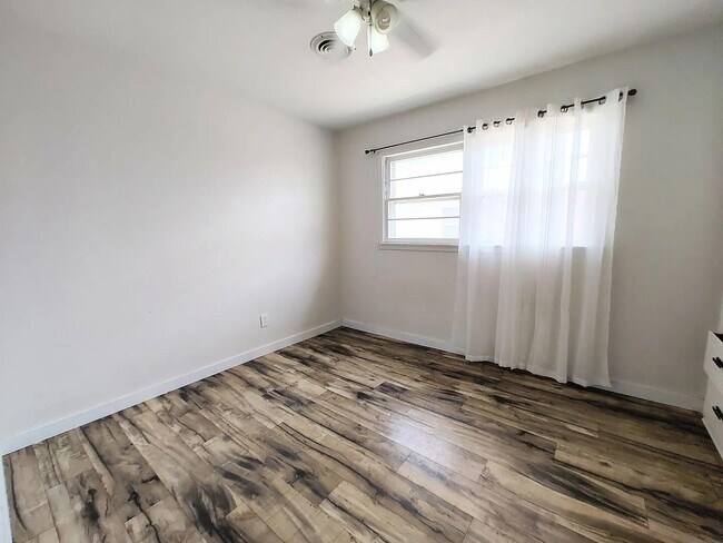 Foto del edificio - 4428 28th St
