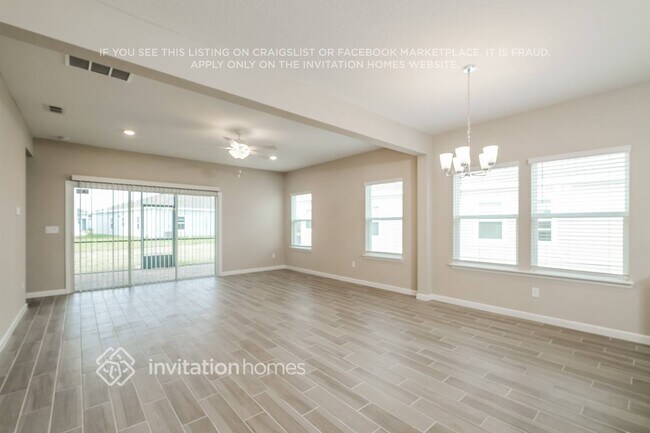 Building Photo - 9422 Lovage Ln