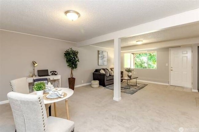 Foto del edificio - 30240 7th Ave S