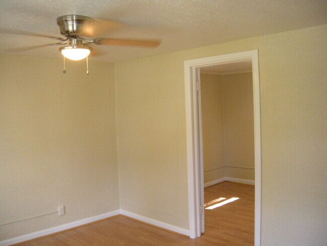 Foto del edificio - 3972 Hawthorne Rd