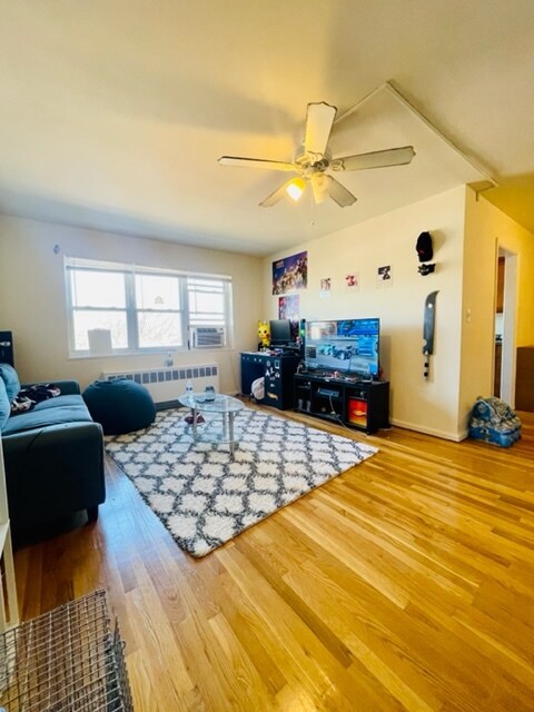 Primary Photo - 148 Union Ave