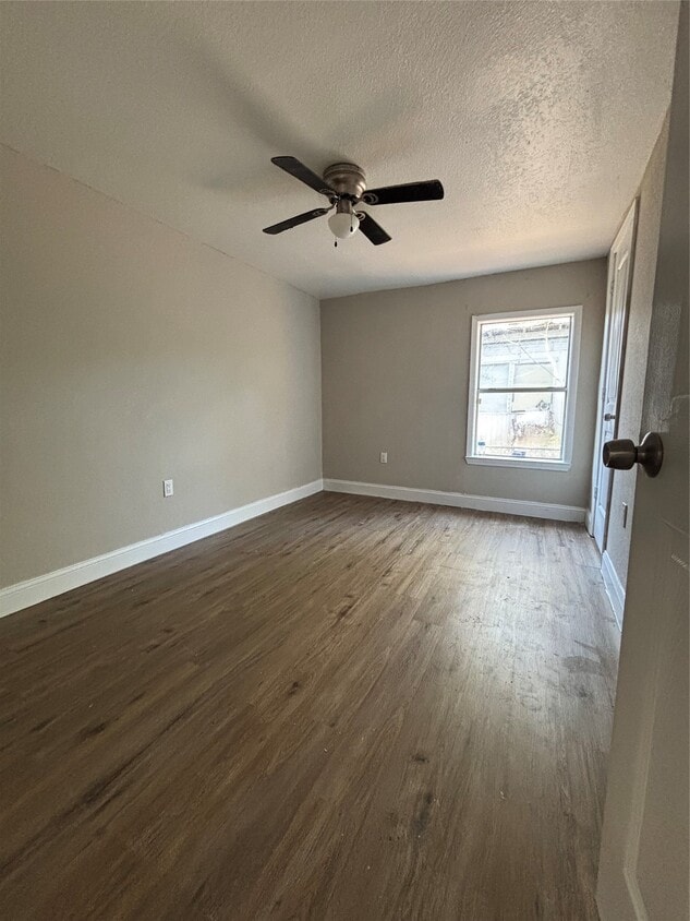 Foto del edificio - 4106 Darby St