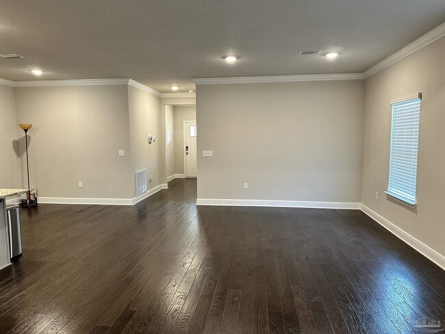 Building Photo - 7964 Huntington Creek Ln