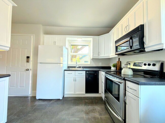Foto del edificio - Newly Updated 2-Bedroom Home