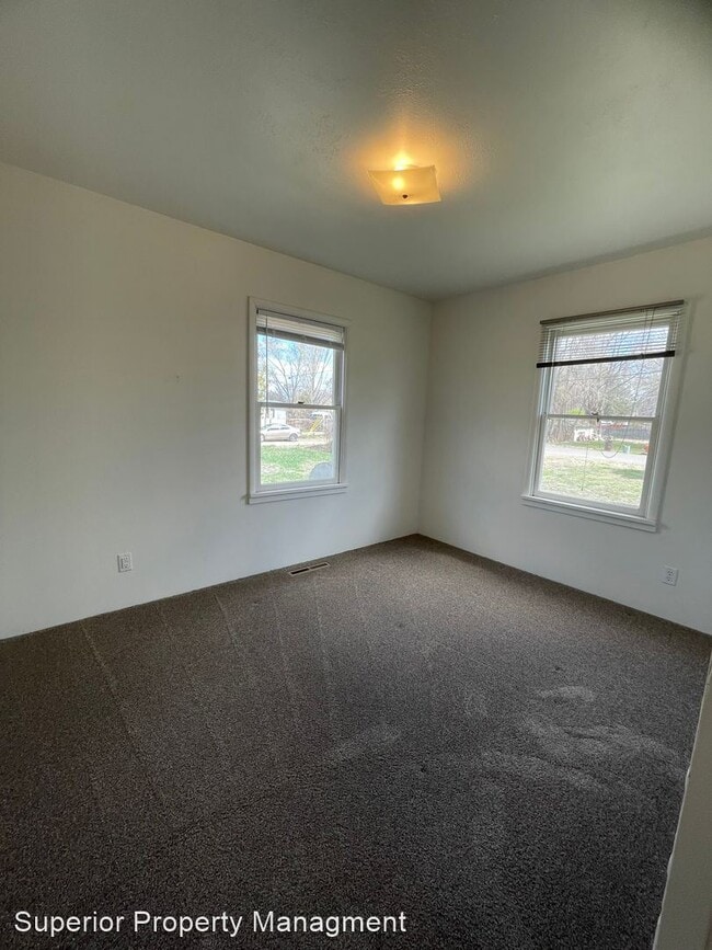 Building Photo - 2 br, 1 bath House - 408 W Owyhee Ave.