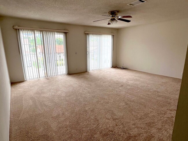Building Photo - Prime Location: Beautiful Home in Diamond ...