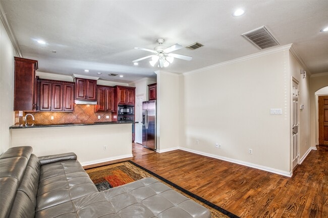 Building Photo - 5935 Turtle Beach Ln