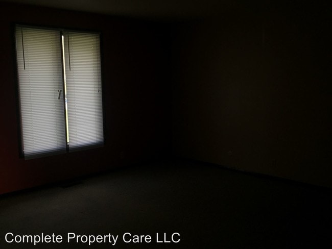 Building Photo - 5609 W Keller Rd