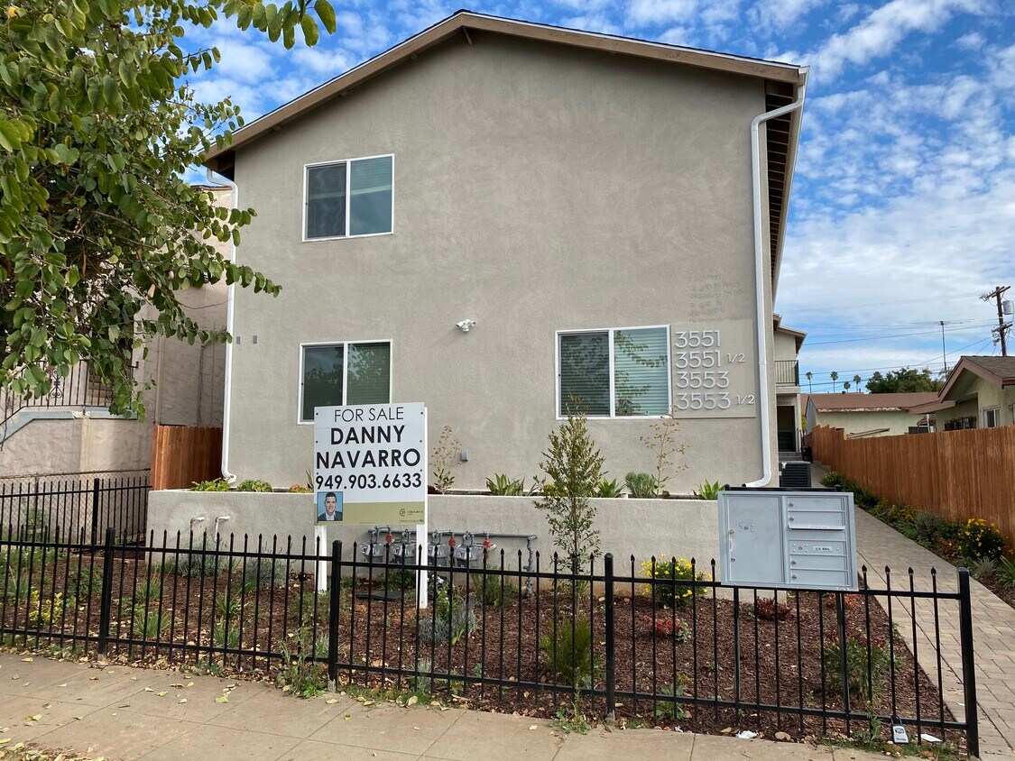 Primary Photo - 3553 Sabina St