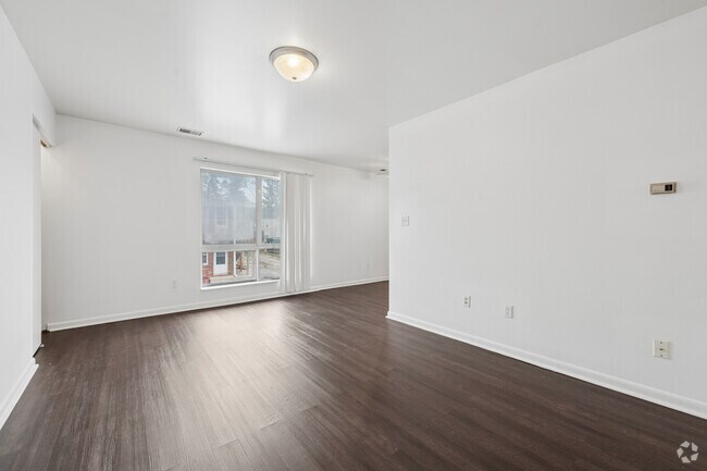 2 habitaciones, 1 baño - 695 pies cuadrados - Sala de estar - Grant Street Apartments
