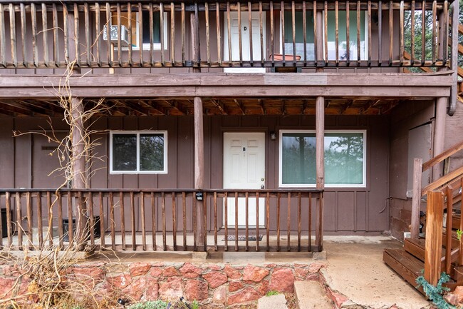 Building Photo - Four Plex with Mountain Views in Cascade!