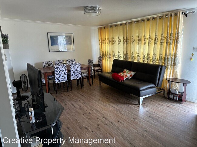 Foto del edificio - 3 br, 3 bath House - 817 Laguna Ave