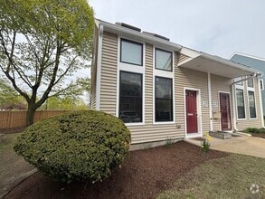 Building Photo - 125 Governor Winthrop Rd