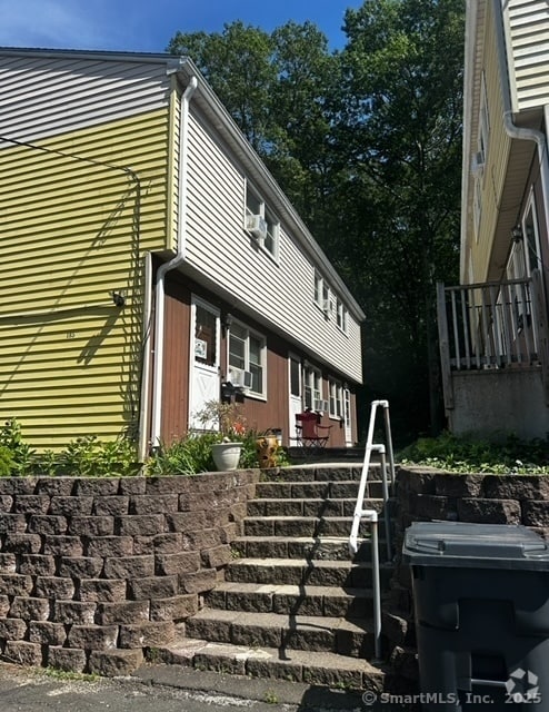 Building Photo - 185 Newell Ave