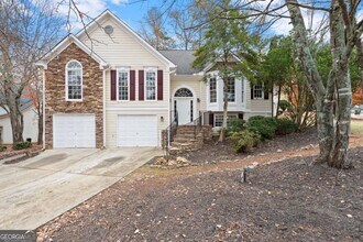 Building Photo - 16 Valleyside Dr